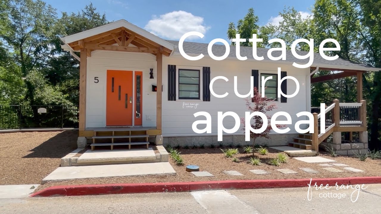 Cottage Curb Appeal Inspiration & Garden Ideas!