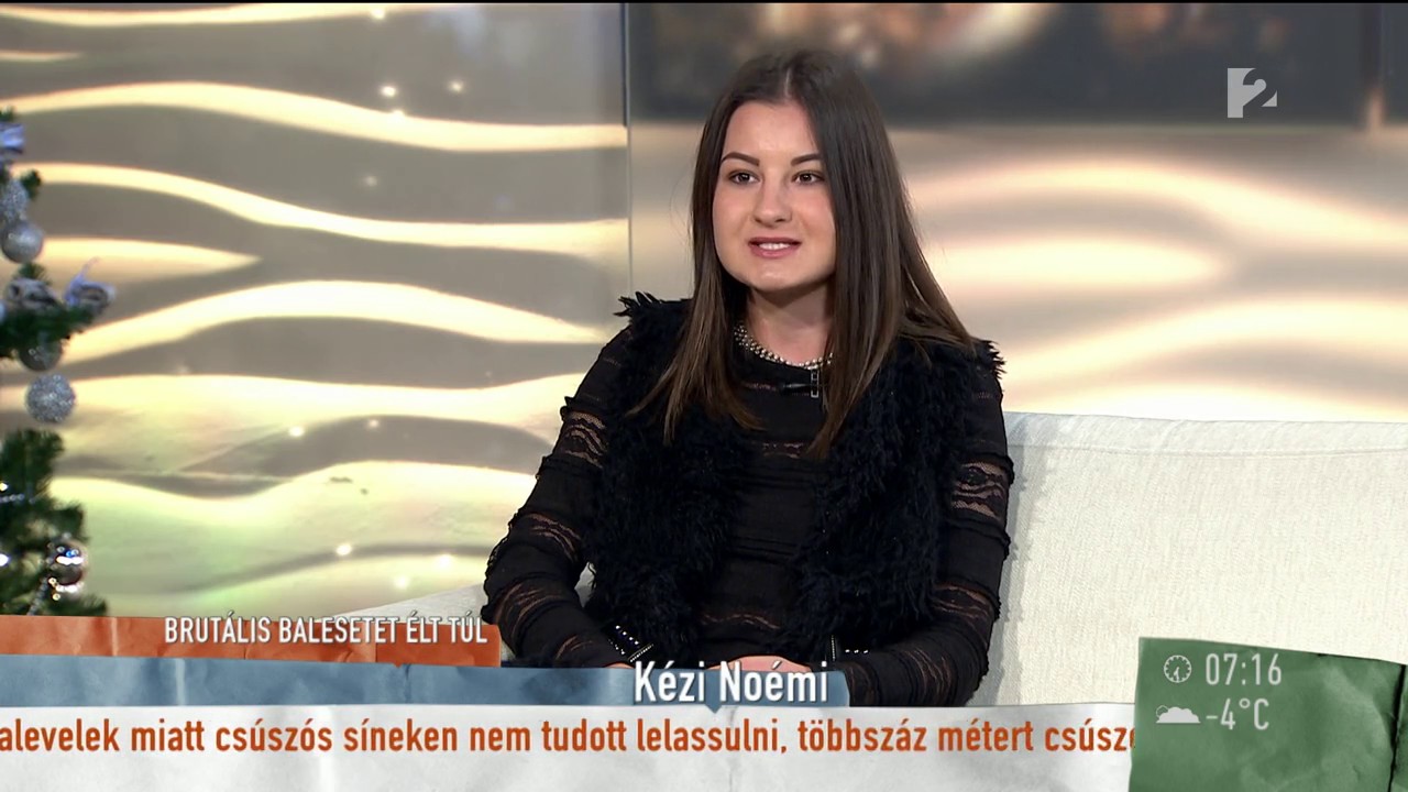 A speciális mentők megdöbbentek: 15 méter magasra repült az elütött lány csizmája - tv2.hu/mokka