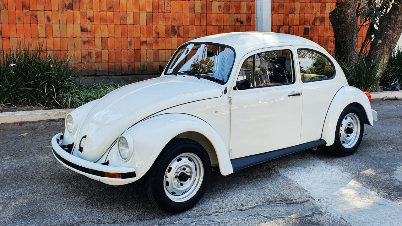 Más de 20 años Guardado Volkswagen Sedan año 2000 con tan solo 16,000 Kilómetros