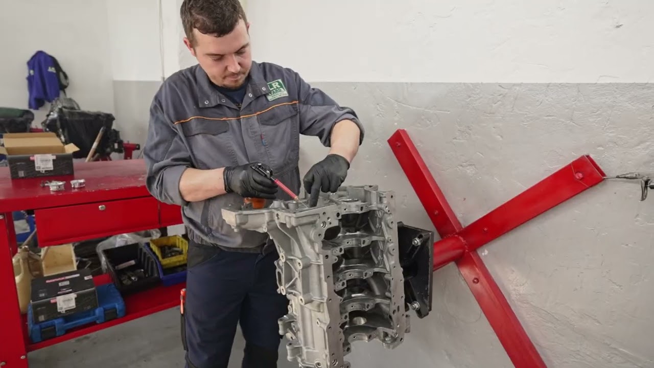 Important parts when you recondition a 2.0 diesel ingenium 204DTA 204DTD engine Range Rover / Jaguar