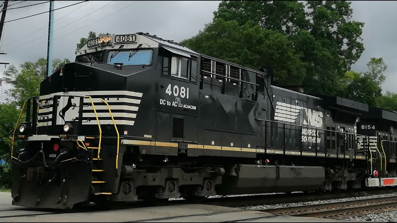 Nice Freight Haul - Moving Fast - Norfollk Southern Engine 4081 & NS 8154