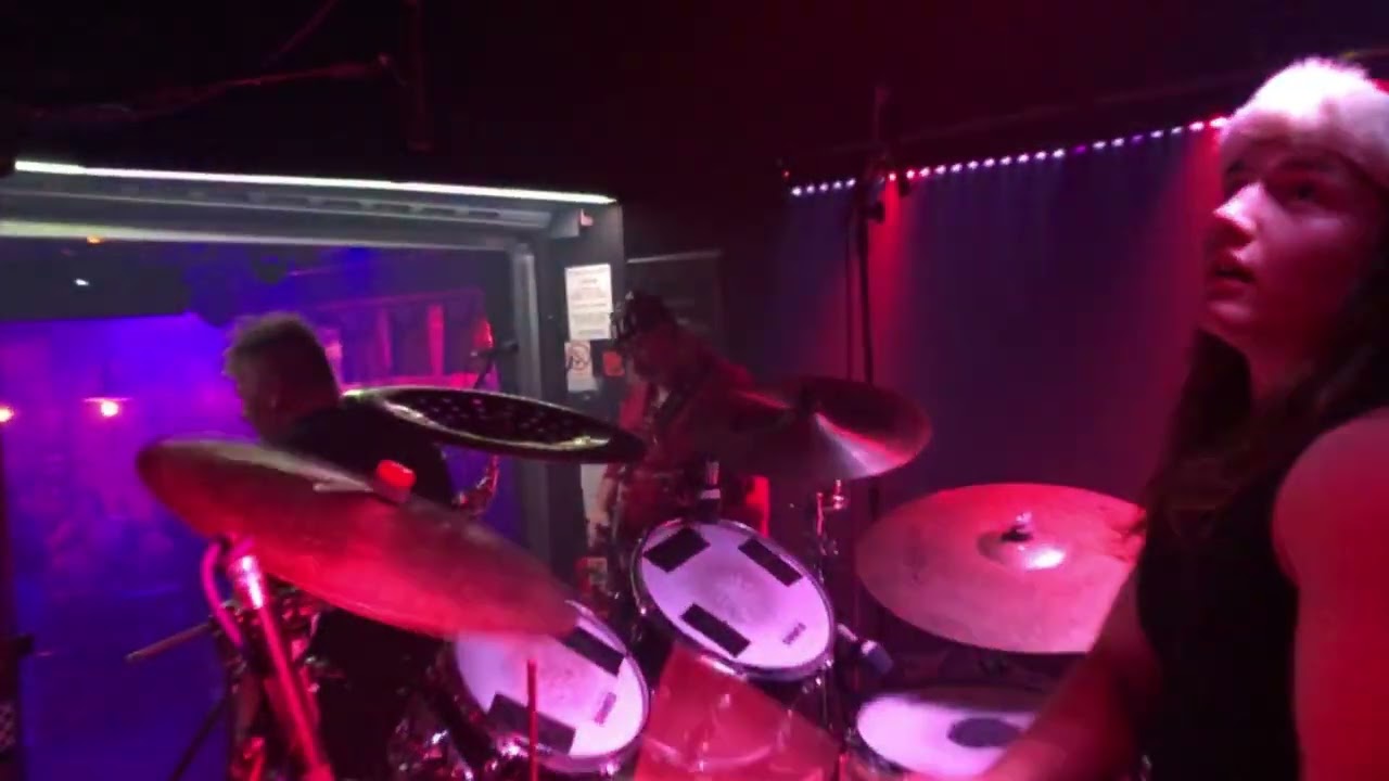 James Reid playing Sirens at Krakatoa Aberdeen Dec 25 Carbon Replica