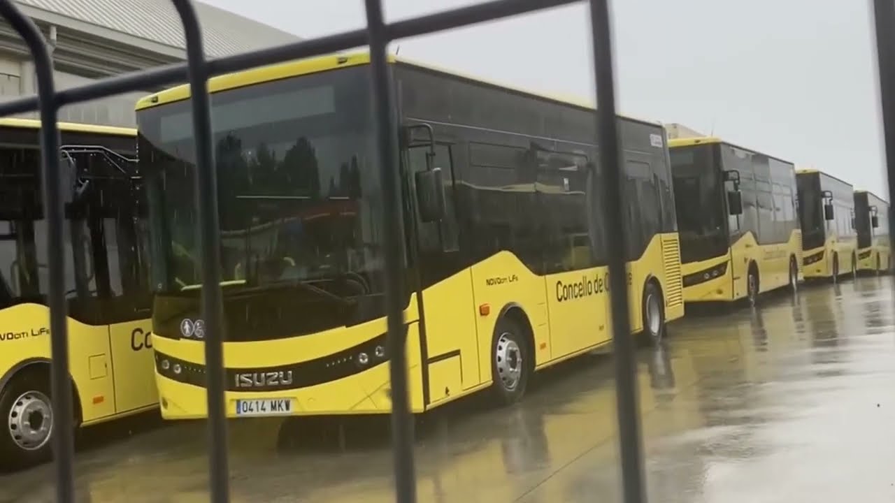 Más de la mitad de la nueva flota de buses urbanos, parada en dos naves