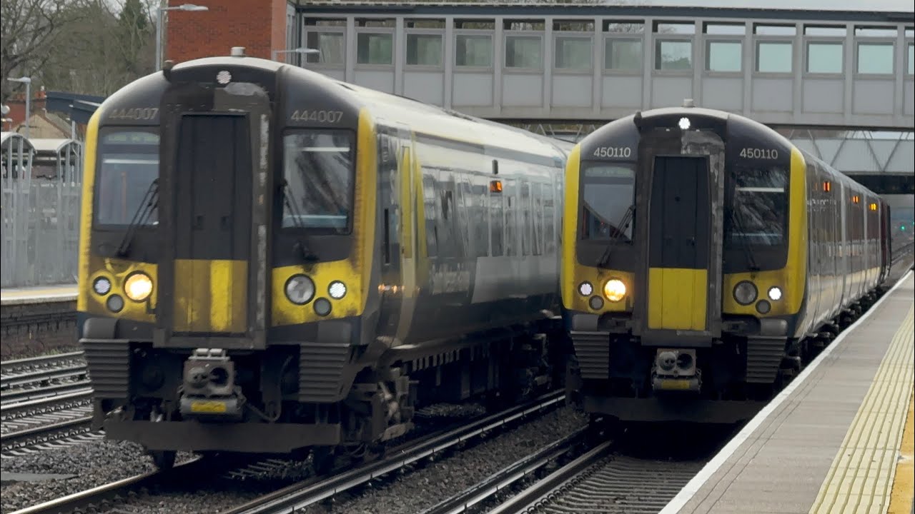 Trains at Fleet 15/02/26