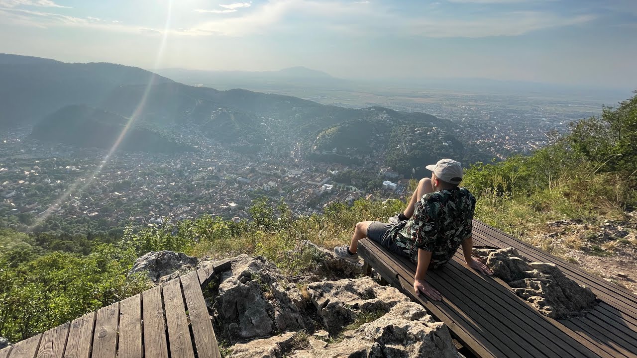 Hiking T&acirc;mpa Mountain in Brașov 🇷🇴