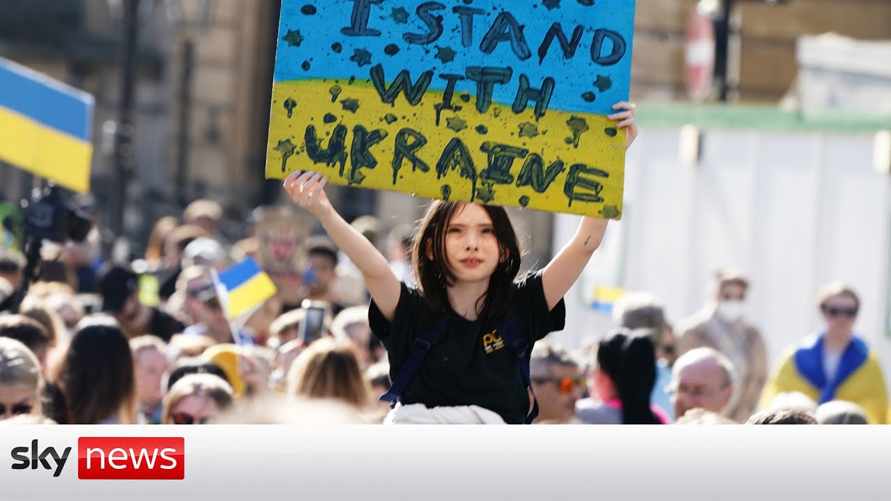 Ukraine War: Thousands join anti-war rally in London
