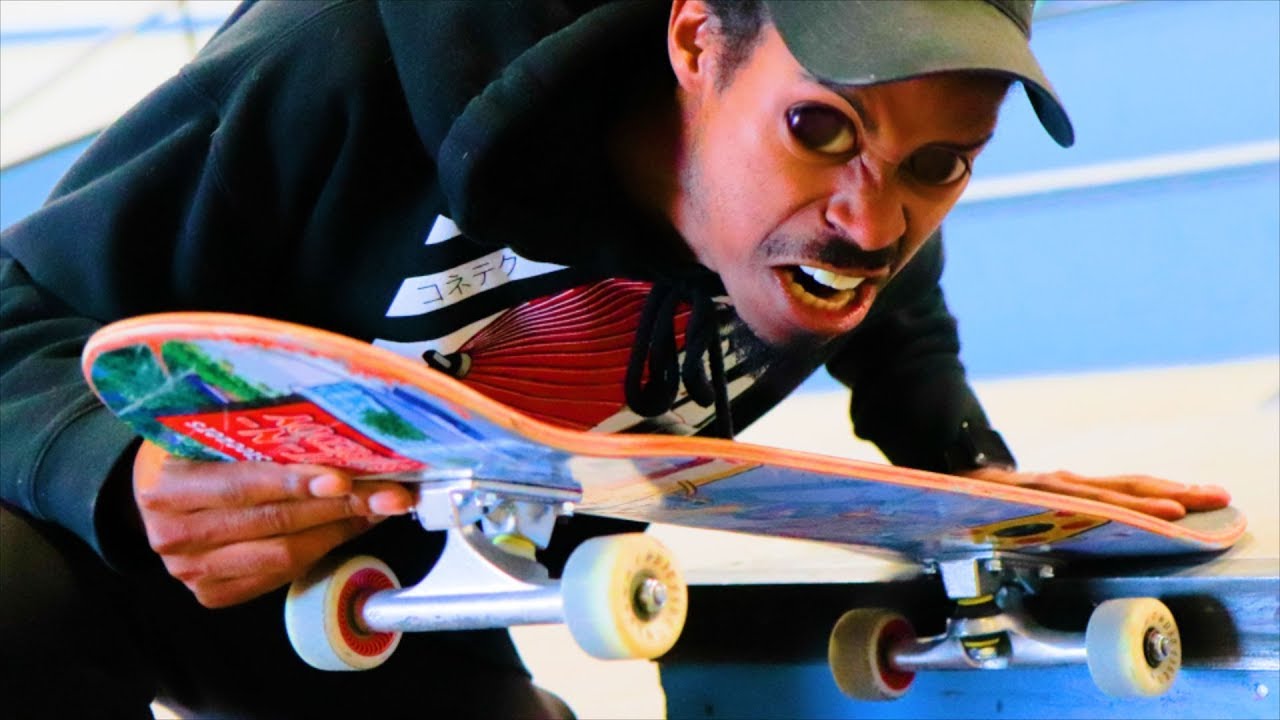ADVANCED SKATEBOARDER CAN'T BACK TAIL!