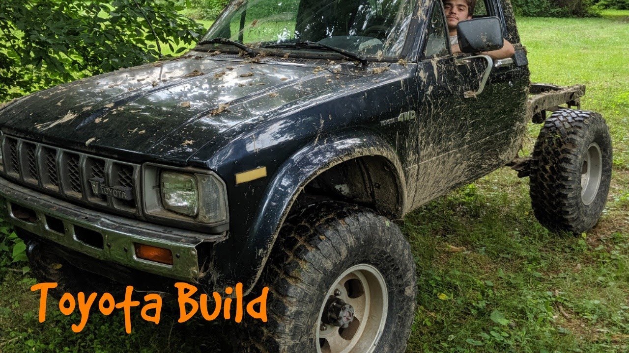 1982 Toyota Pickup 4x4 | Solid axle Toyota | Old Toyota Pickup 4x4 | Toyota Build