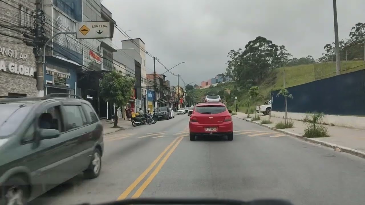 video de compra no armazem solidario