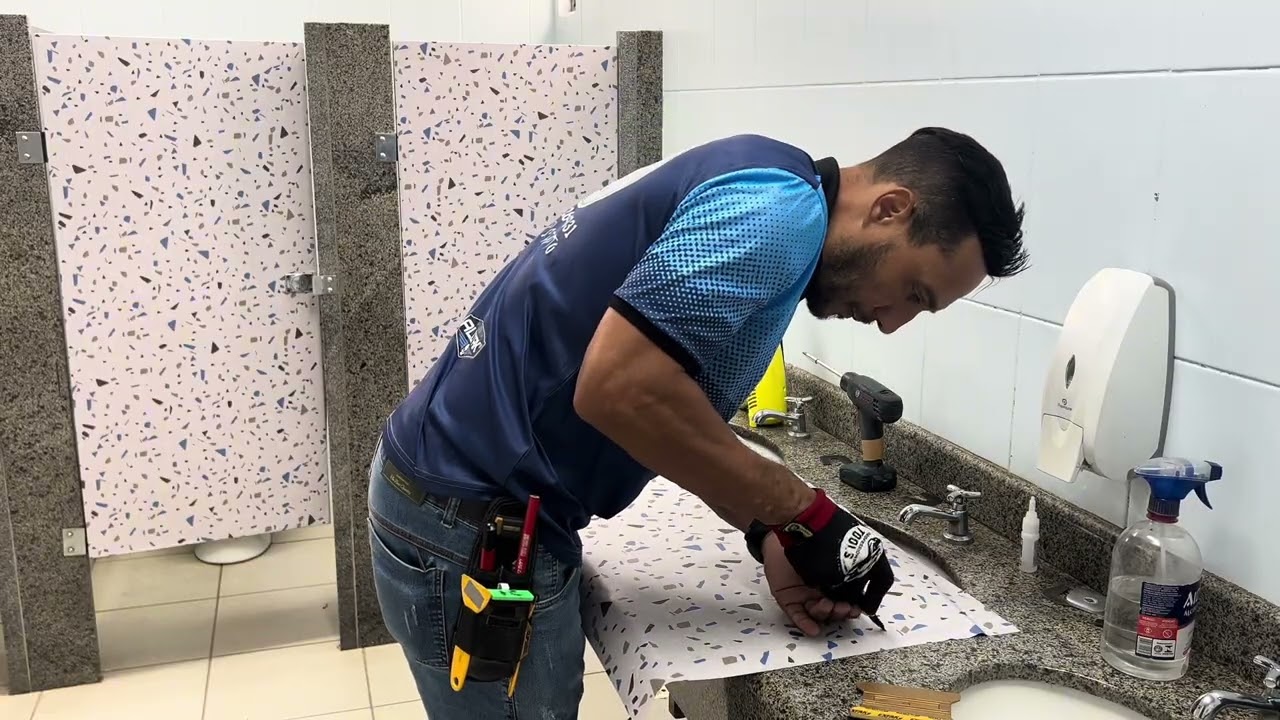ENVELOPAMENTO / ADESIVO EM VIDRO DICAS