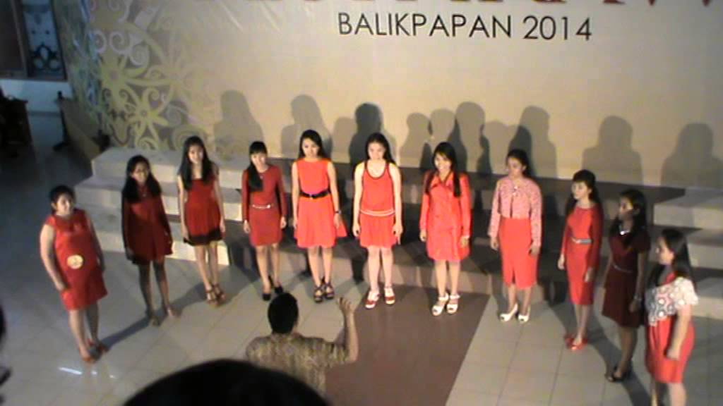 Benedictus Female Choir - Locus Iste (Sanctus) (Cover)