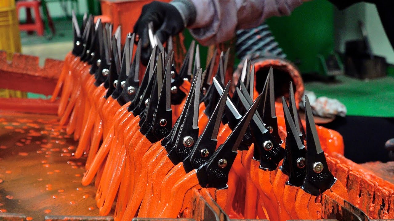 Wonderful Mass Production Process of Pruning Shears. 60-Year-Old Korean Scissors Factory