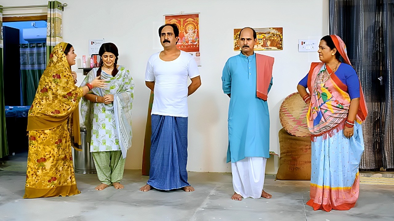 तू एक भिखारी माँ बाप की आठ बेटी है है और भिखारी कभी महारानी नहीं बन सकती है नौकरानी होती है वो |