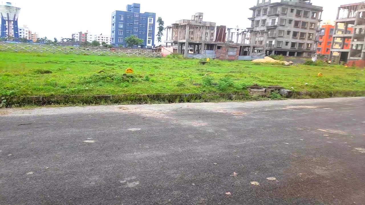 HIDCO 4.5 Katha land Sale Newtown Action Area - 3C || Font Road 20m || Very prime location