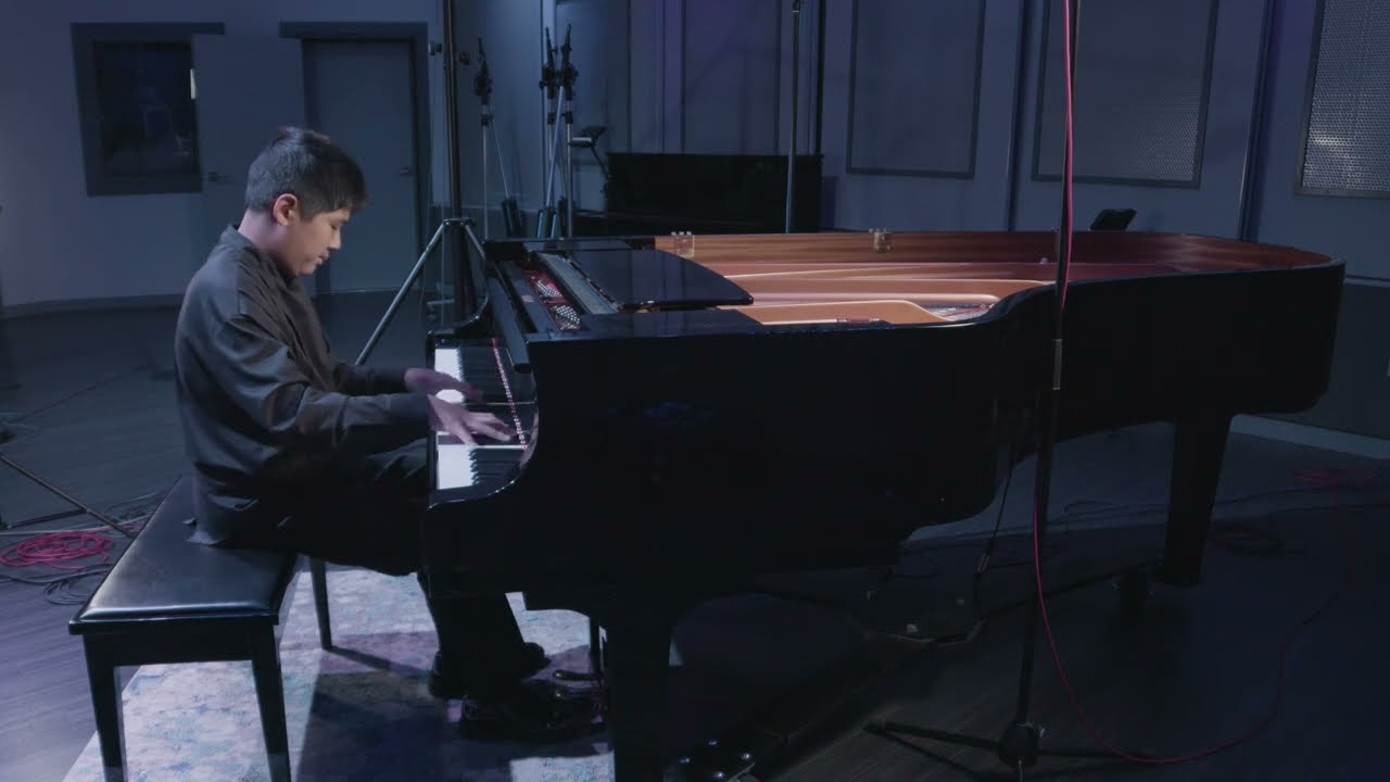Felix Suo age 11, Rachmaninoff Prelude in B Flat major Op. 23 No. 2