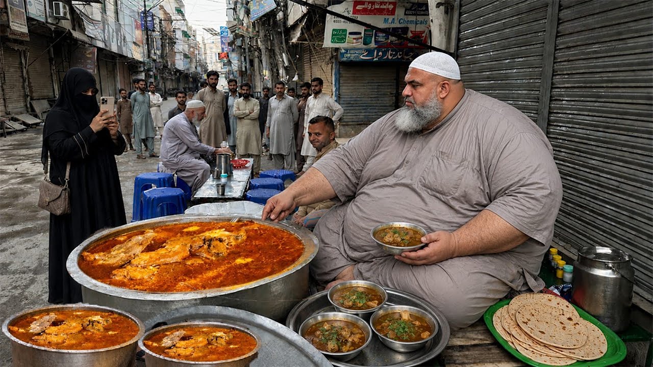 50 YEARS Old Breakfast PAKISTANI Best Street Food MUTTON Paye | PAYA | PAKISTAN STREET FOOD LAHORE