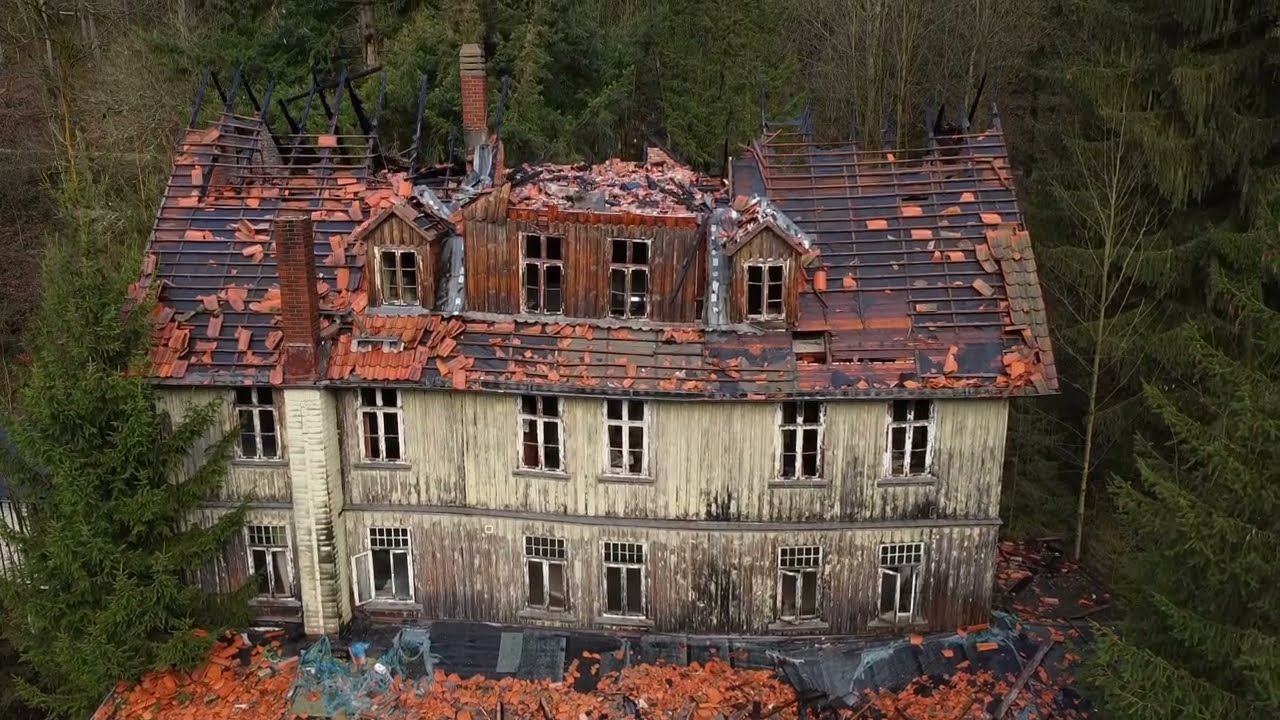 Lost Place - Hotel Waldkater nach dem Großbrand