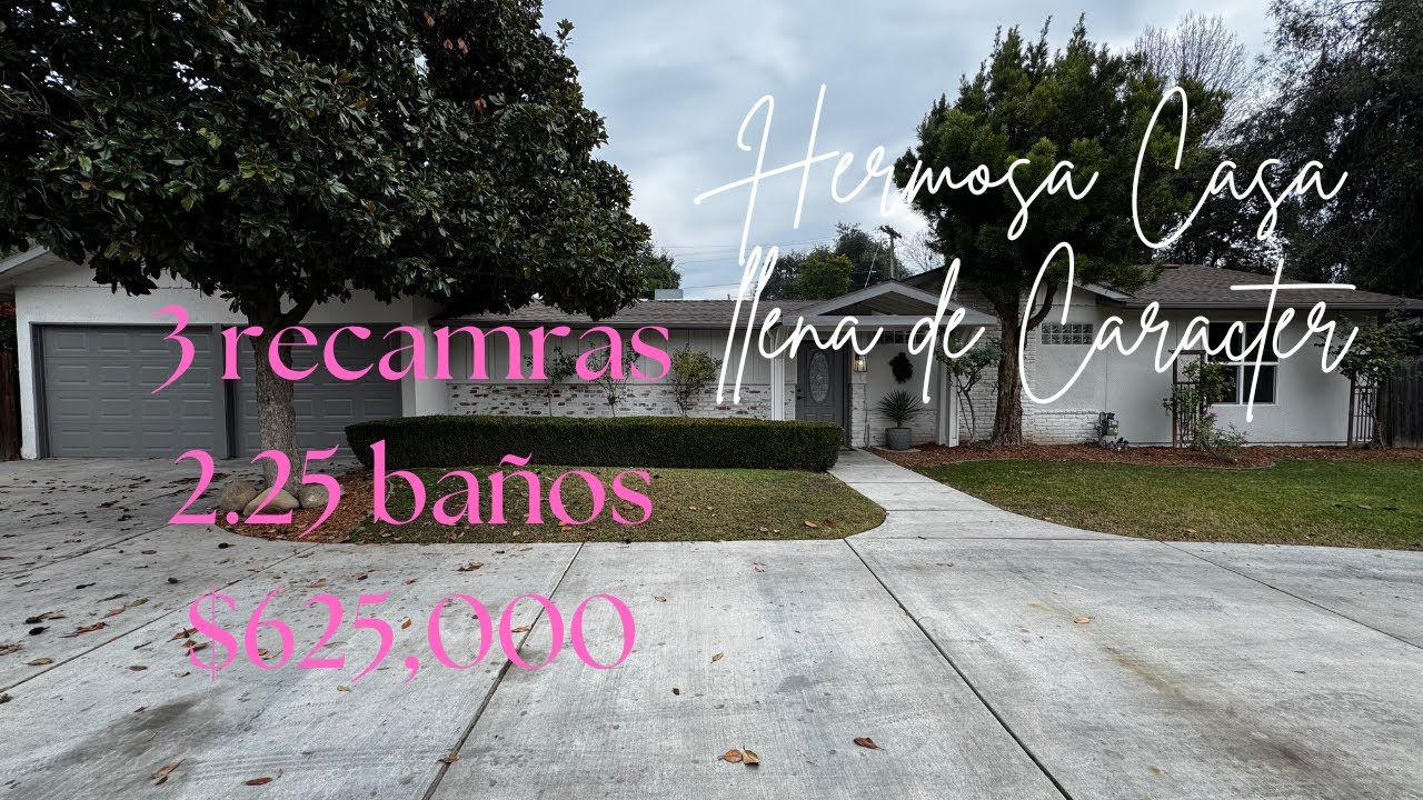 Una Hermosa Casa de Venta llena de Carácter! 3 recamaras, 2.25 baños, terreno grande y una alberca