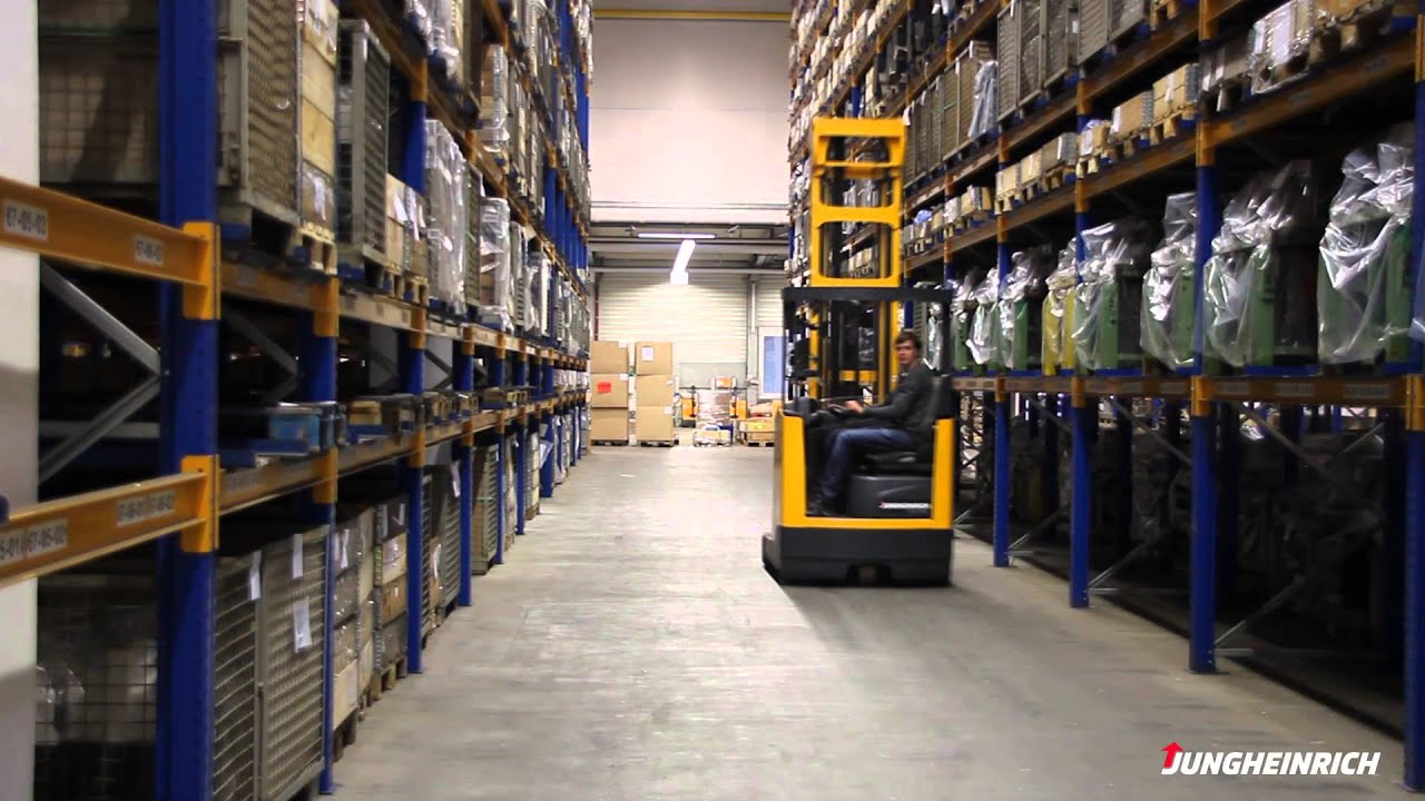 ETV reach truck. Option: Warehouse Control (EN)