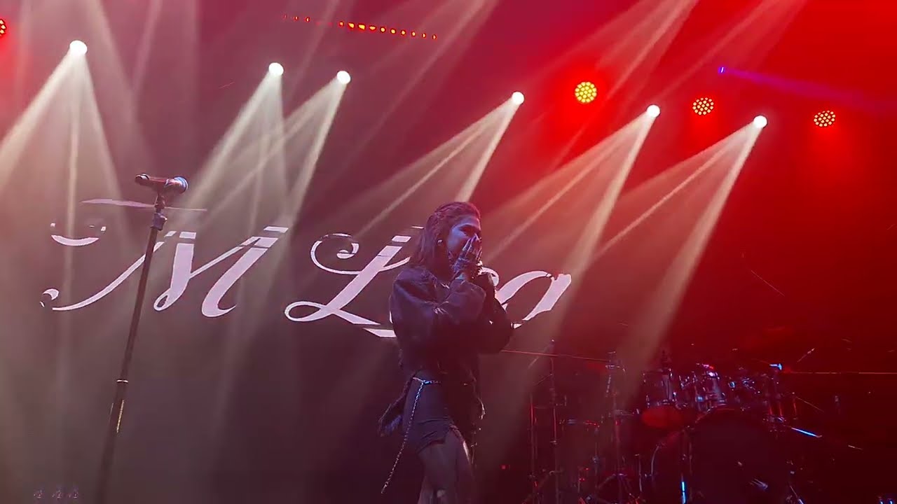 M Lisa (IF Performance Hall Beşiktaş) (17.10.2025) (Full Versiyon) (1)