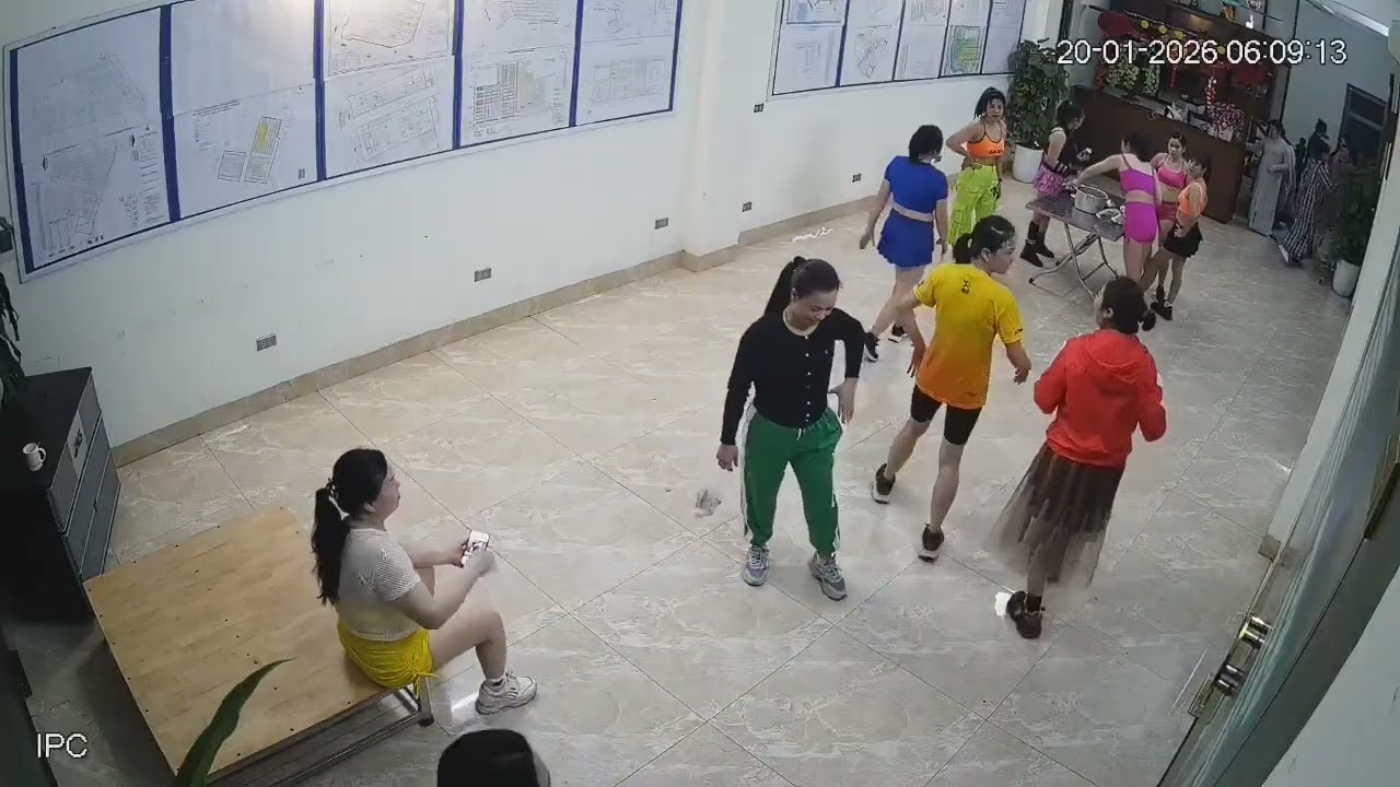 Sự chỉnh chu của chị em Clb Aerobic Bđs An Nhiên khi bước vào những ngày cuối năm rất bận rộn!