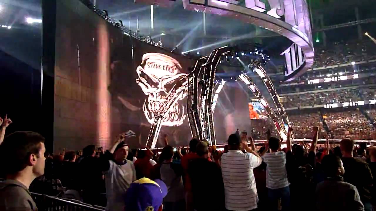 Wrestlemania 27 Stone Cold Steve Austin + Jerry Lawler + Jack Swagger + Michael Cole entrances!
