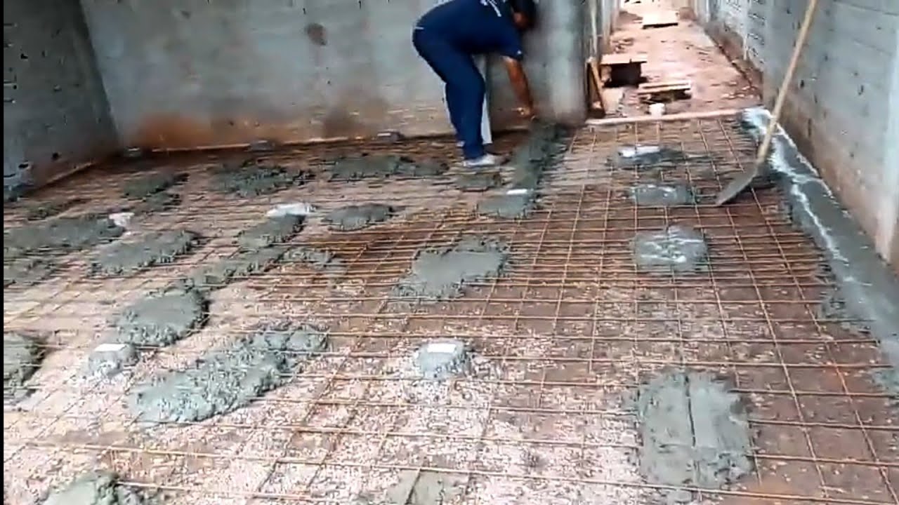 Concretando contrapiso de garagem 6x6 com malha de ferro !