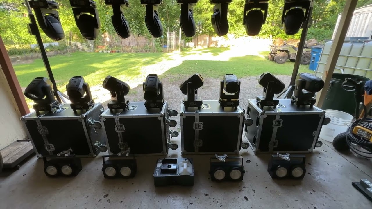Iluminacion Pro - ADJ Focus Spot 5z - Shehds LED Beam 150W - Shehds 200W Blinders - ADJ Fog Fury Jet