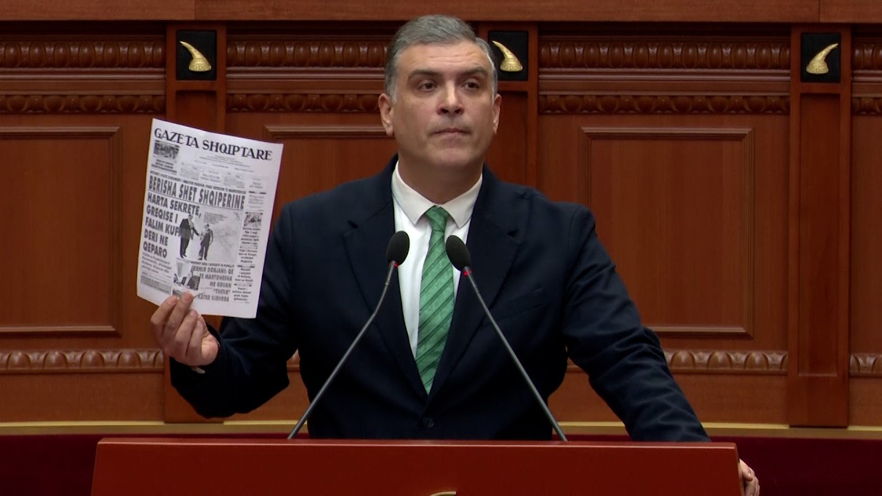 “Ferit Hoxha negocioi marrëveshjen e detit me Greqinë”, Blushi: Mua si gazetar më informonte se..
