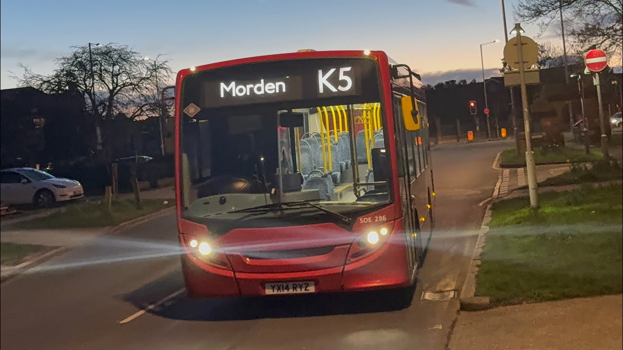 * UNREFURBISHED + DIVERSION * First London: Route K5 (SDE20286 YX14RYZ) Alexander Dennis Enviro 200