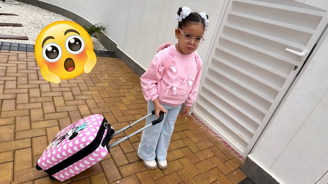 Amira pars de la maison toute seule 😳