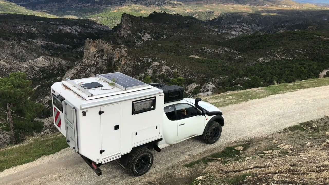 Uro-Camper. Mitsubishi L200.