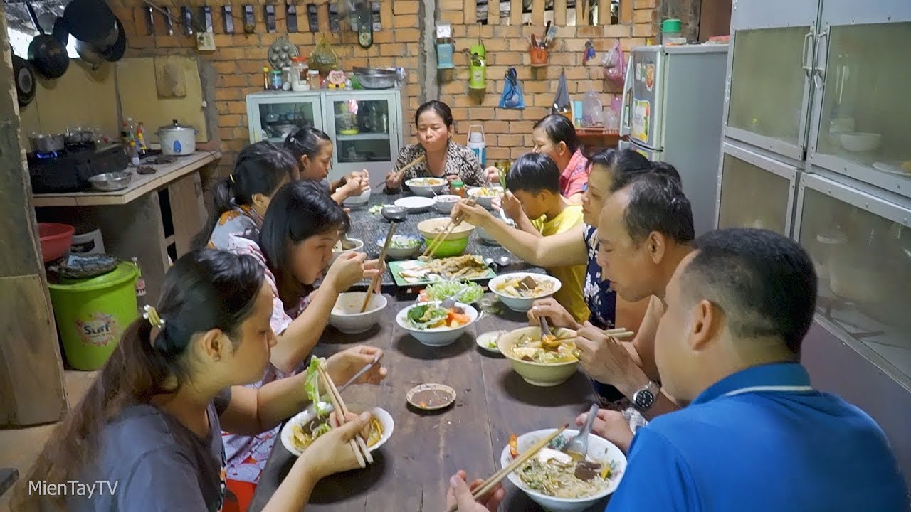 LÀM BA MÓN, ANH BA VỀ LẠI SG [Miền Tây TV]