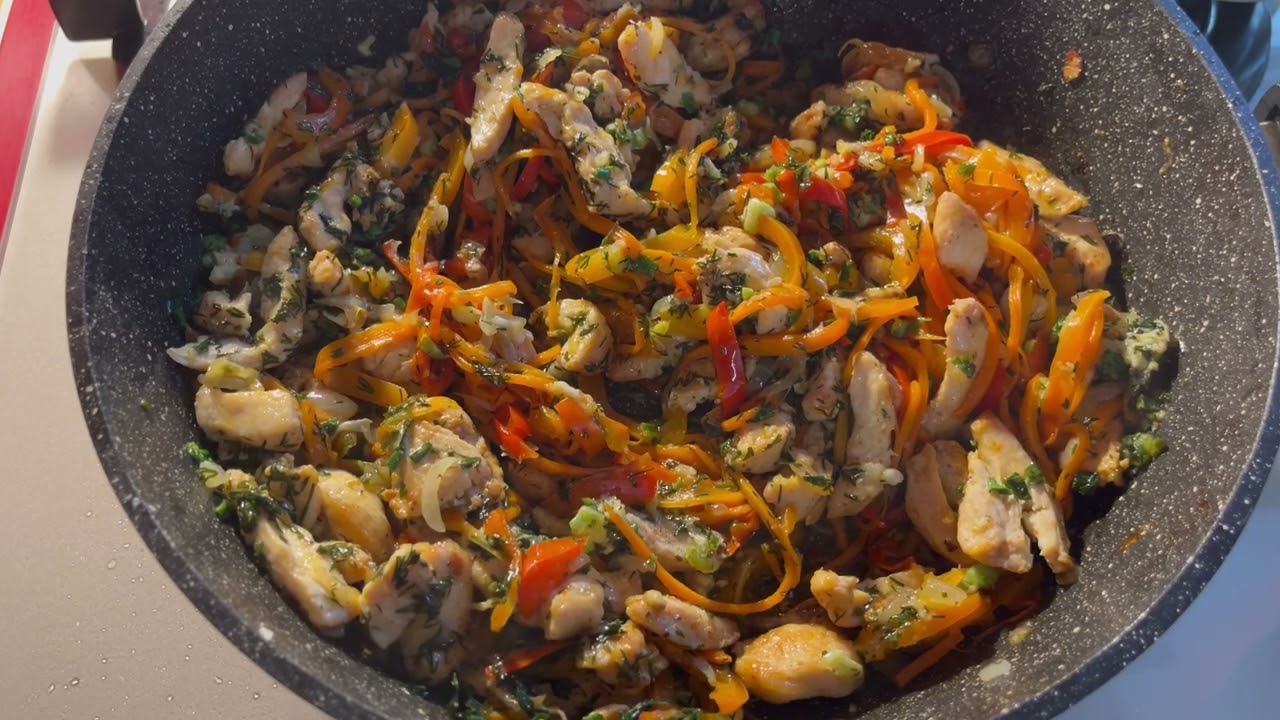Готовлю удон с курицей и гречневой лапшой - быстро просто ивкусно!