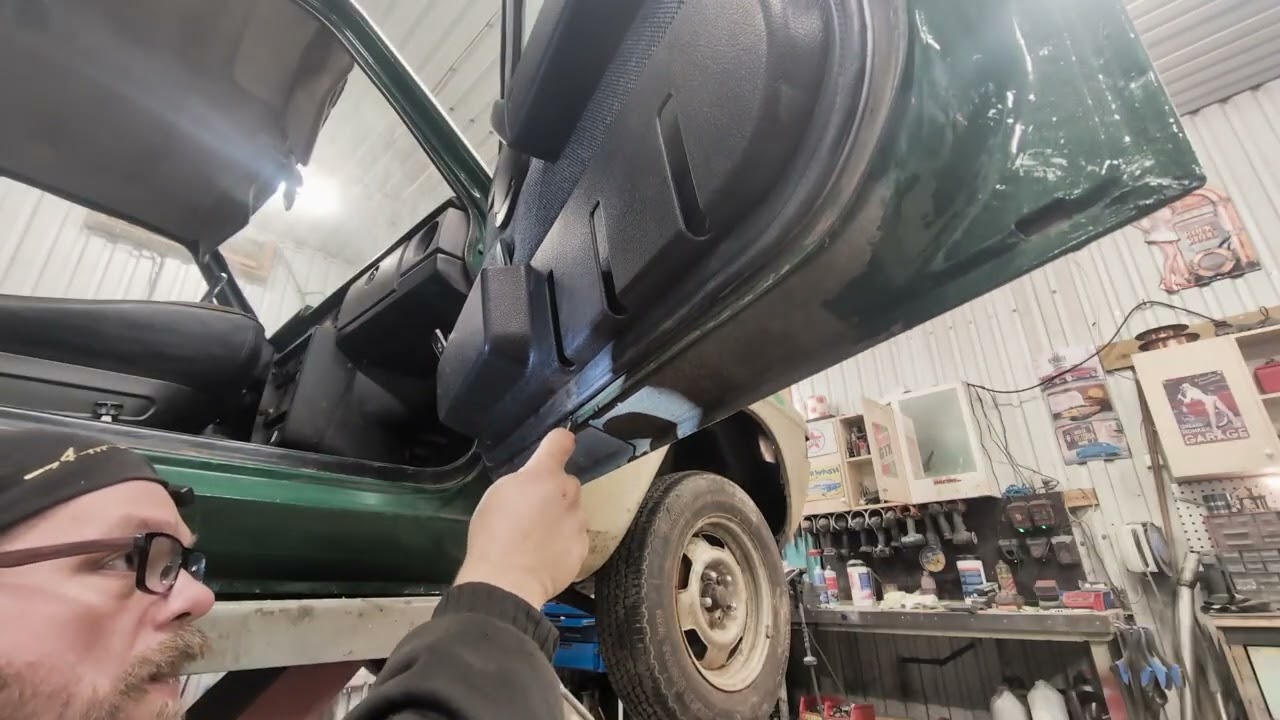 Volvo 145 Gummilist Dörr, Framsteg 