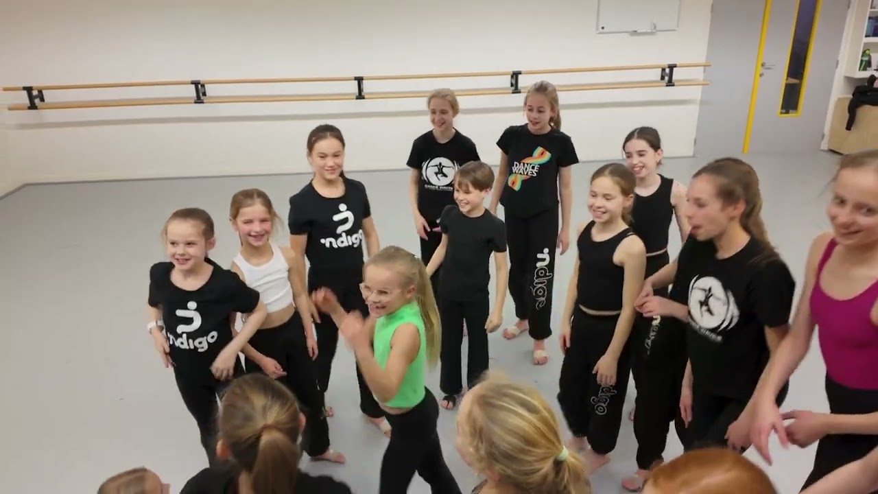 Ultima Vez workshop with Zo&euml; Demoustier