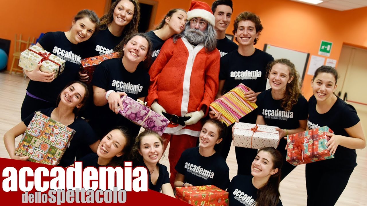 Santa Claus is coming to Turin | Accademia dello Spettacolo for Christmas