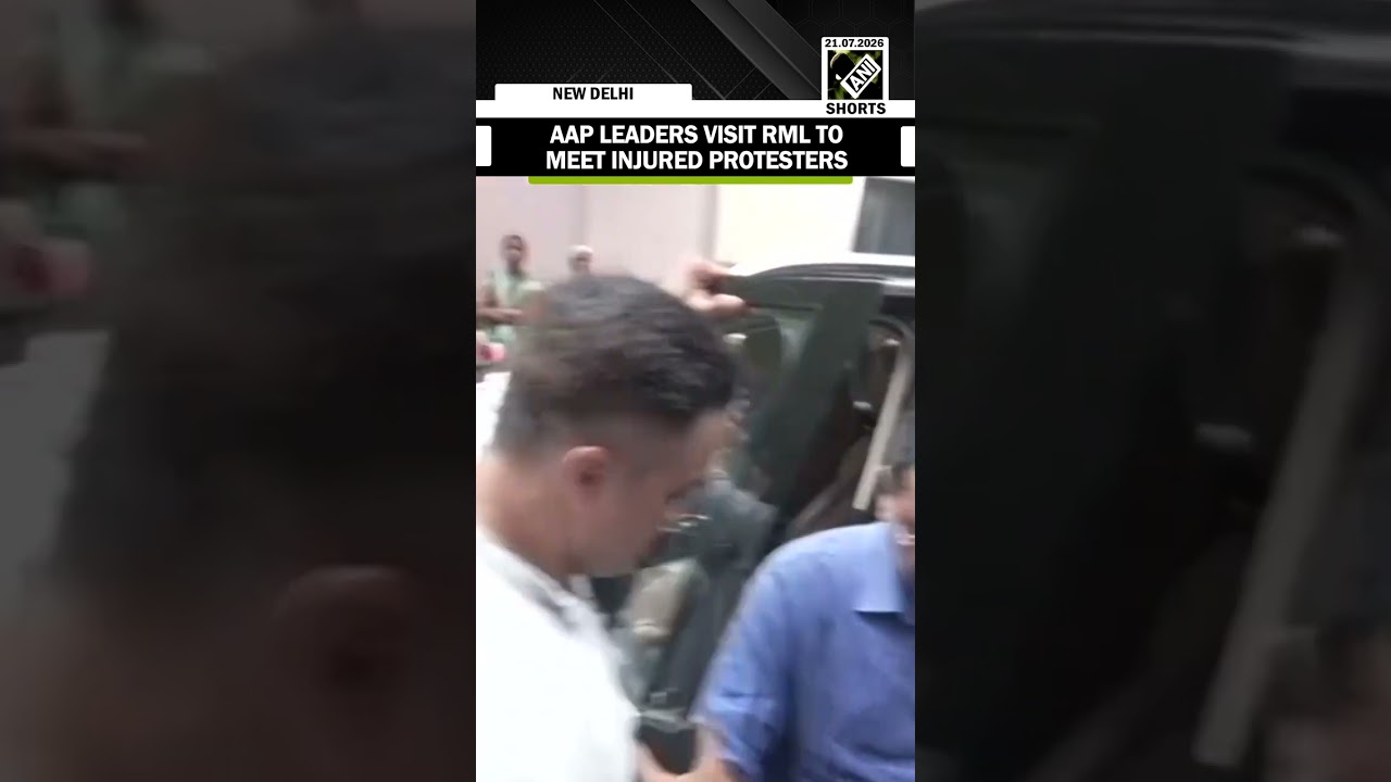WATCH: Arvind Kejriwal, AAP leaders meet injured Jantar Mantar protesters at RML hospital
