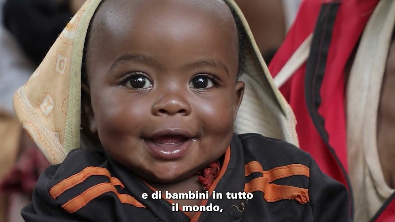 Gabriele Corsi: aiutaci a combattere la fame dei bambini in Uganda