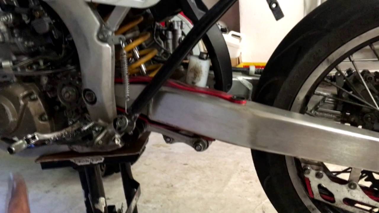 tuto meca : changer son kit chaine / (450 crf sm)
