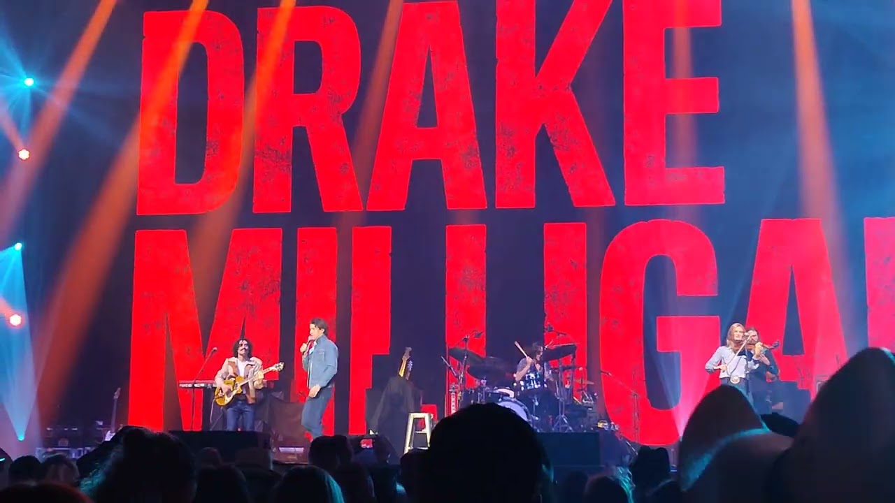 Drake Milligan - Hate everything she tries on live Rotterdam Rtm stage 03-03-2024