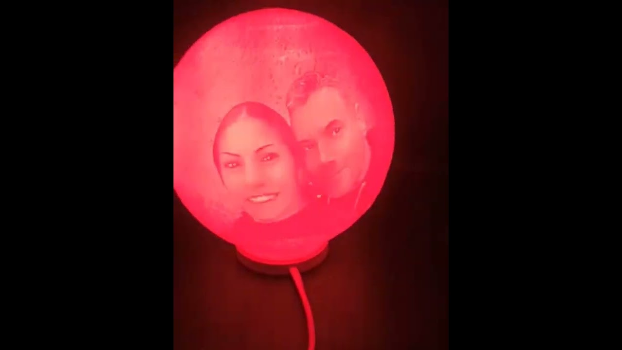 realizamos est&aacute;s s&uacute;per l&aacute;mparas luna personalizada con foto y texto ❣️ MANDO A DISTANCIA !