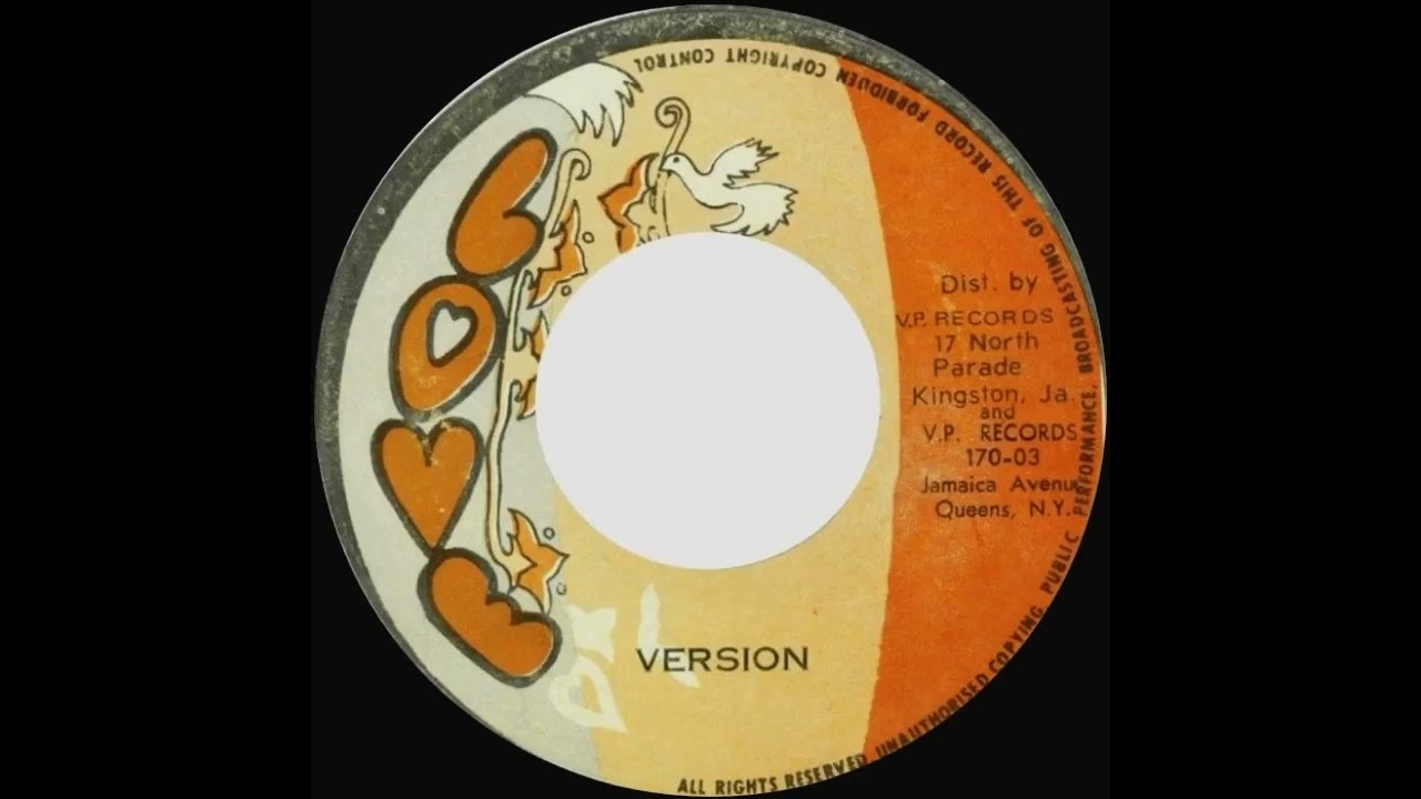 Johnny Clarke - Love Me For Ever Version