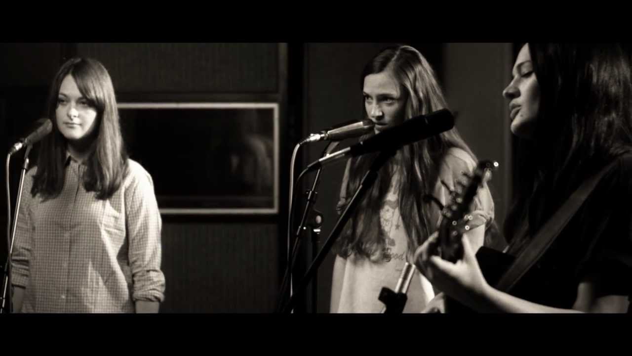 The Staves - Dead & Born & Grown