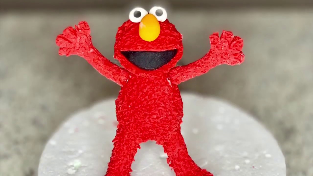 How to make an Elmo fondant cake topper
