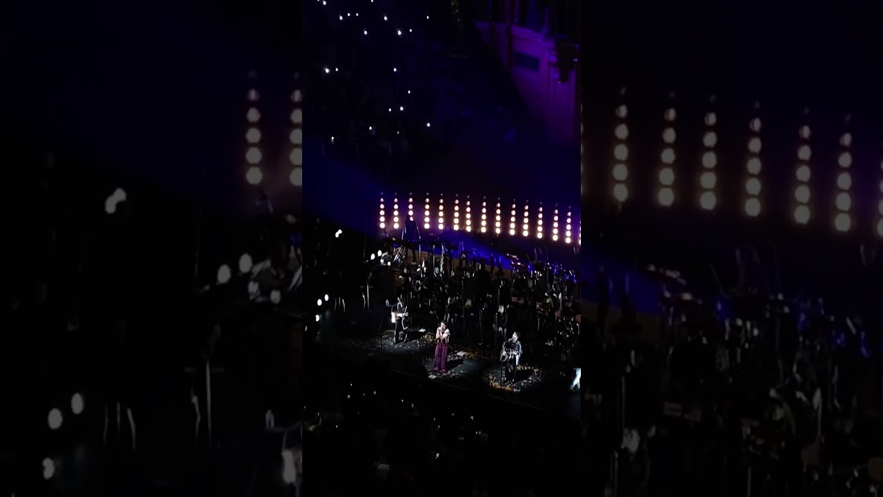 Hesitate - Jonas Brothers (Live at The Royal Albert Hall, London. 14.04.2023)