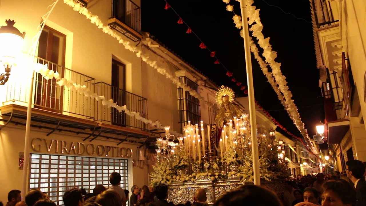 Salida extraordinaria Ntra Sra de las Veredas de Utrera. Calle ancha