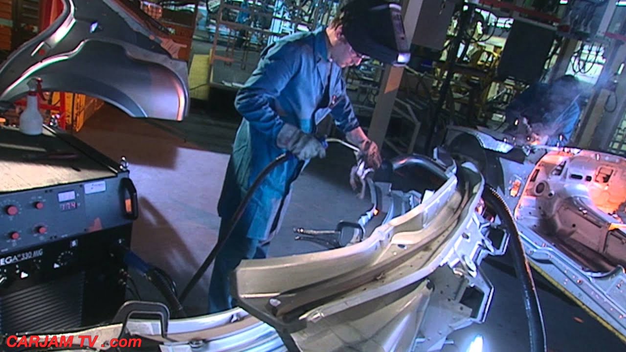 #TBT BMW 750iL ARMORED Full Promo Film 1999 BMW E38 REVIEW Bulletproof Bombproof TV Ad CARJAM 2015