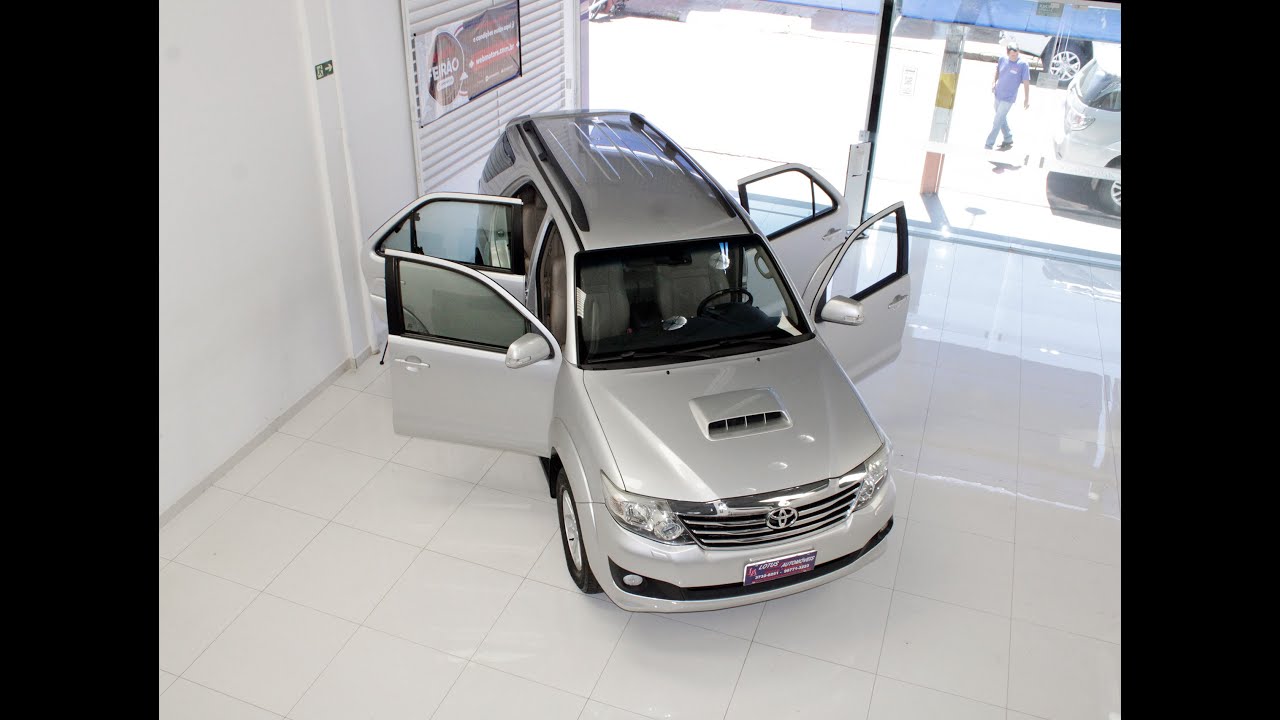 Toyota SW4 SRV 3.0 Diesel 7 Lugares 2015 em detalhes