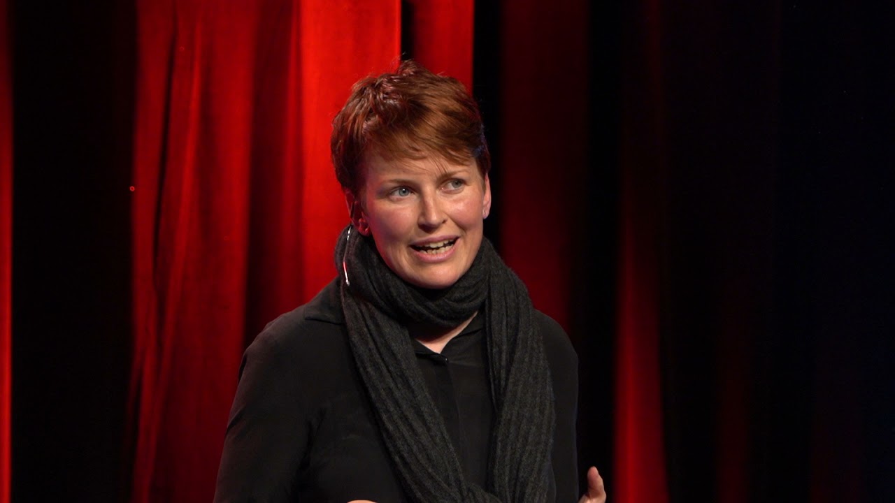 Nečakané dôsledky práce investigatívnej novinárky | Pavla Holcová | TEDxKošice